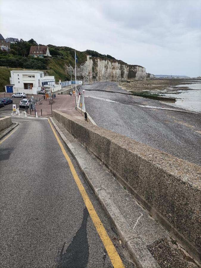 Agreable Maison 3* En Bord De Mer Villa Dieppe Exterior photo