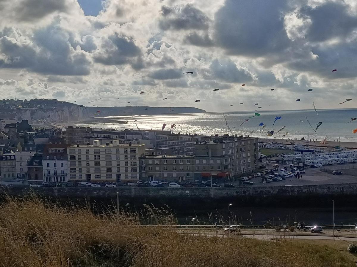 Agreable Maison 3* En Bord De Mer Villa Dieppe Exterior photo