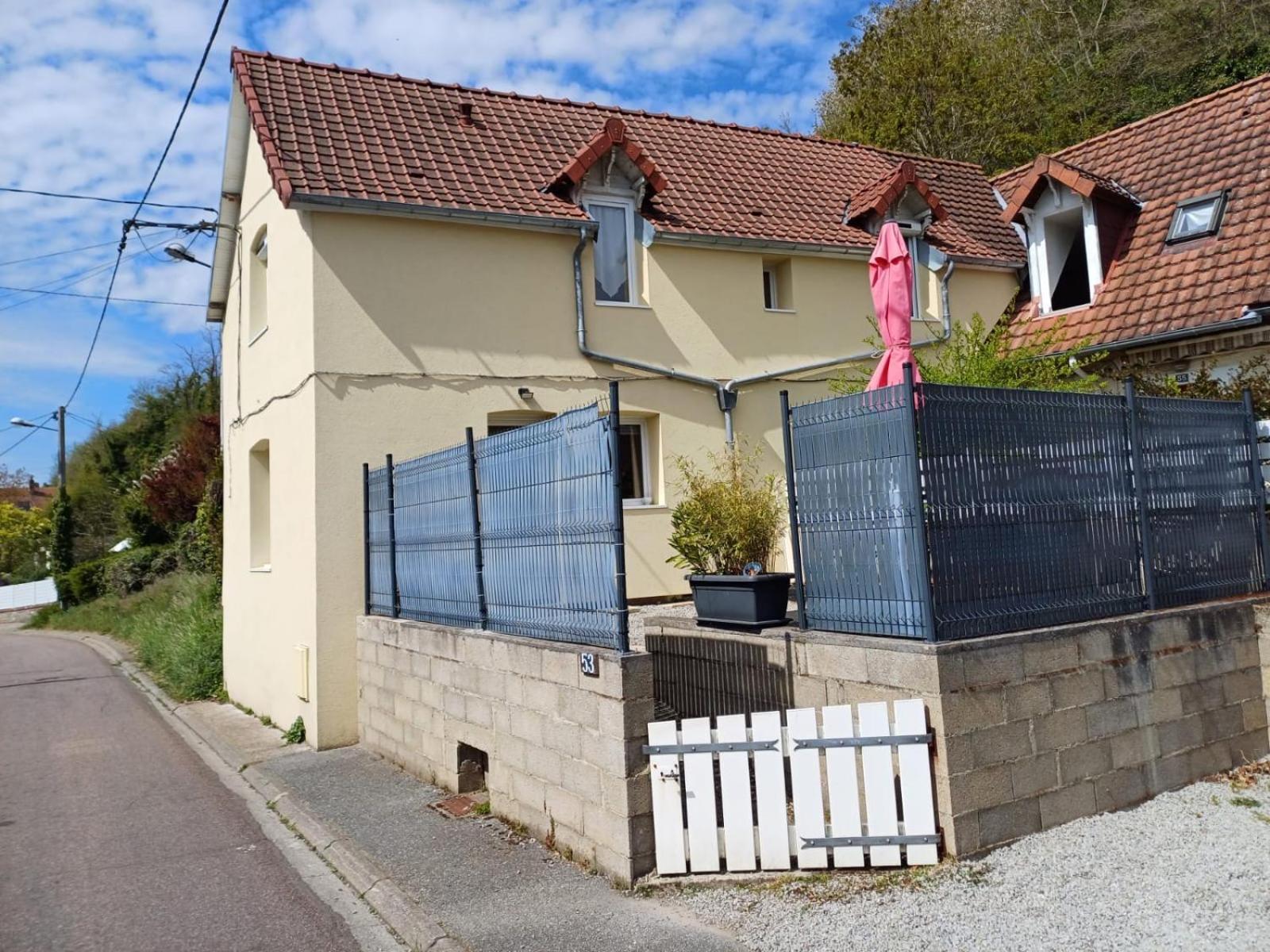 Agreable Maison 3* En Bord De Mer Dieppe Exterior photo